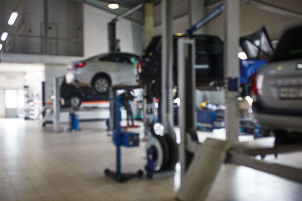 Automotive Service Centre Image